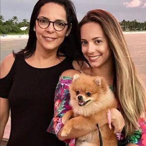 Meet your Posher, Ana